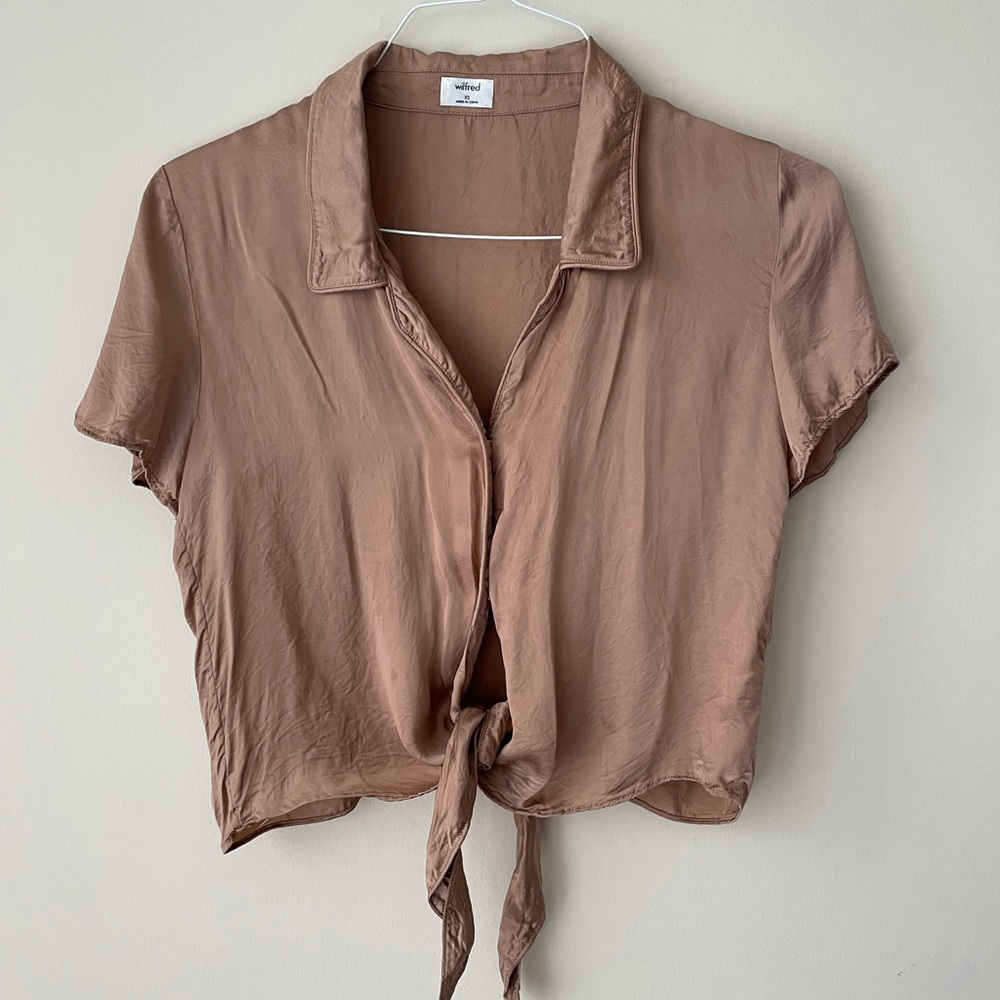 Aritzia Wilfred Gold Cropped Front Tie Silk/Satin Blouse